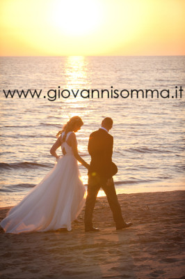 Matrimonio Vision, matrimonio Bacoli, matrimonio in spiaggia, matrimonio sul mare, nozze in spiaggia, nozze sul mare, nozze Vision, matrimonio napoli, foto matrimonio non in posa, wedding Vision club, (8)